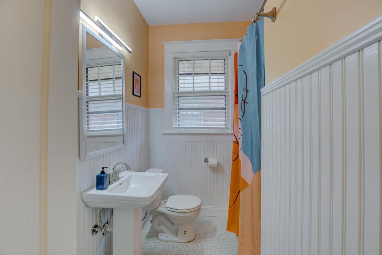 Spacious Bungalow With 6 Beds, Games, And Fire Pit - Close To Beale Street, Bbq, Graceland, & Liberty Bowl Memphis Exterior photo